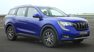 XUV 700 photograph